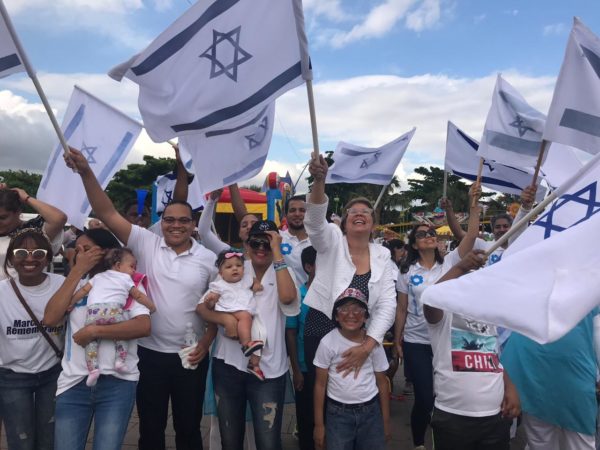 Cristianos marchan en República Dominicana en apoyo a Israel y contra el antisemitismo